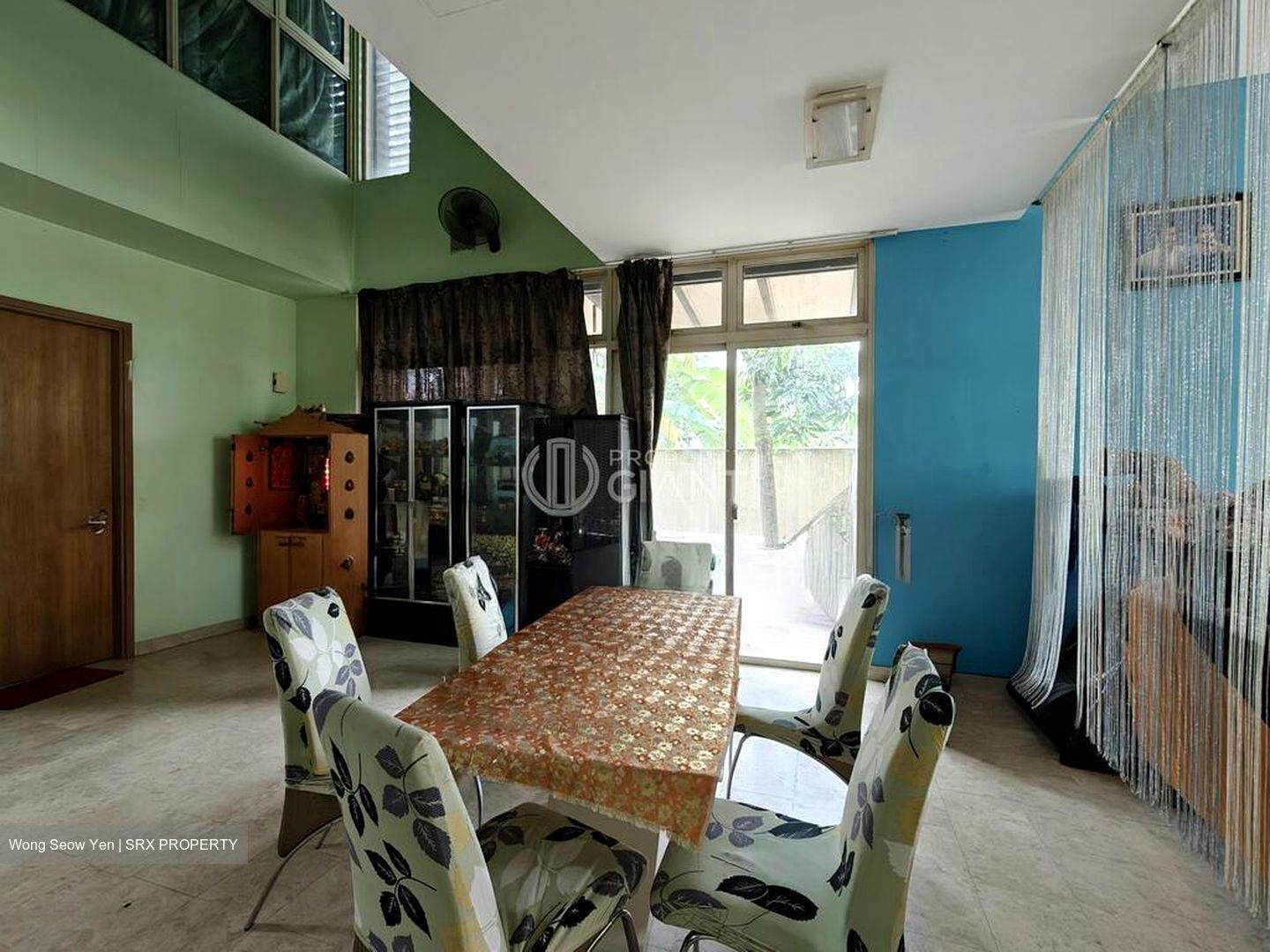 Begonia Drive (D28), Terrace #499790971